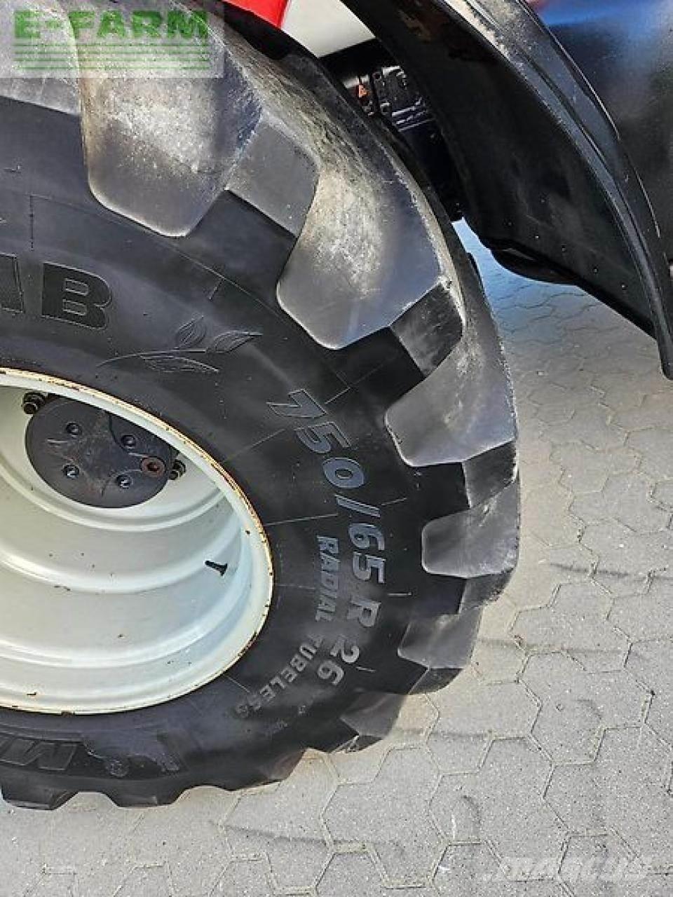 Valtra s 280 Traktorit