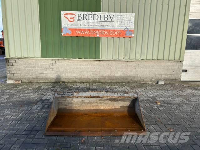 Bobcat bak CAT Kauhat