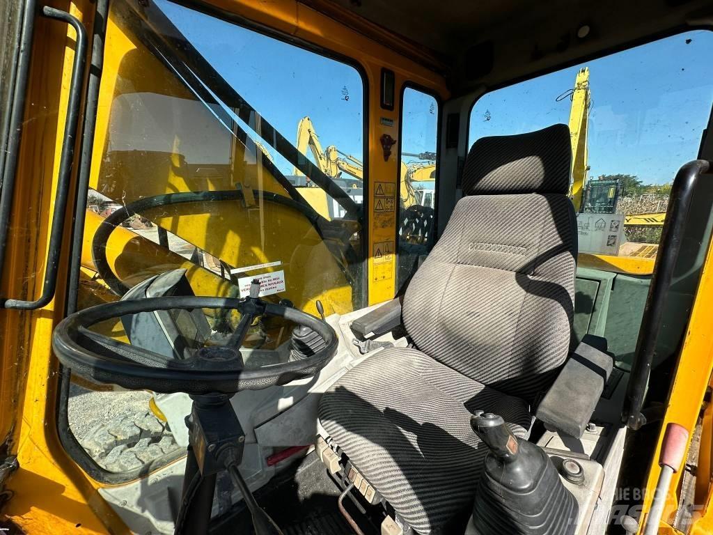 Liebherr A 900 B Pyöräkaivukoneet