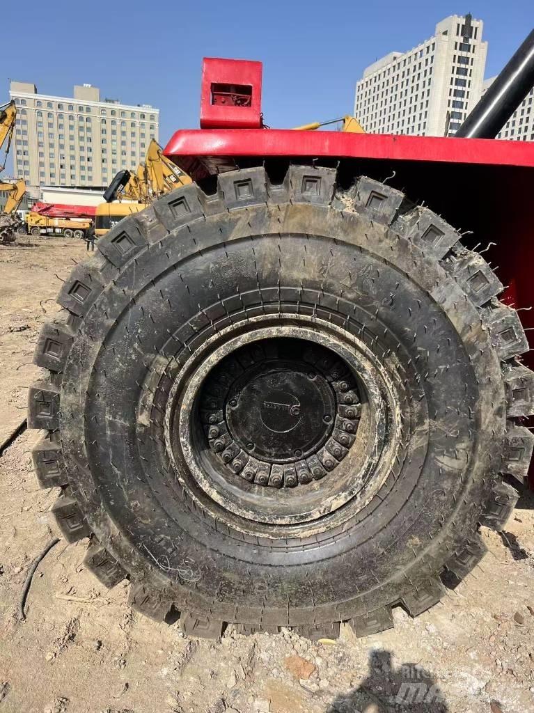 Kalmar DRT 450 Konttikurottajat