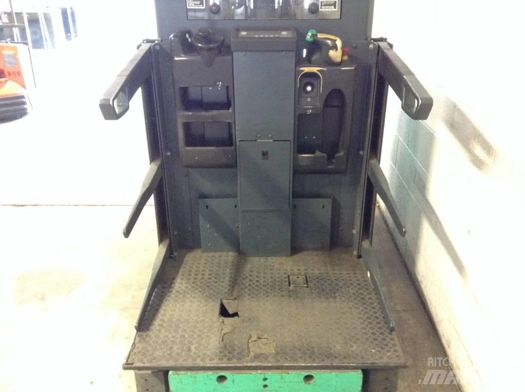 Mitsubishi EOP11N2 Välitasokeräilytrukit