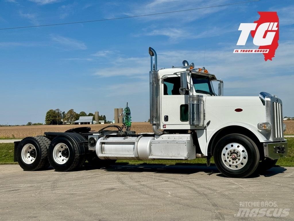 Peterbilt 388 Vetopöytäautot