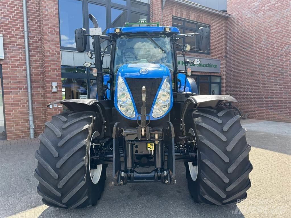New Holland T7.220 Traktorit