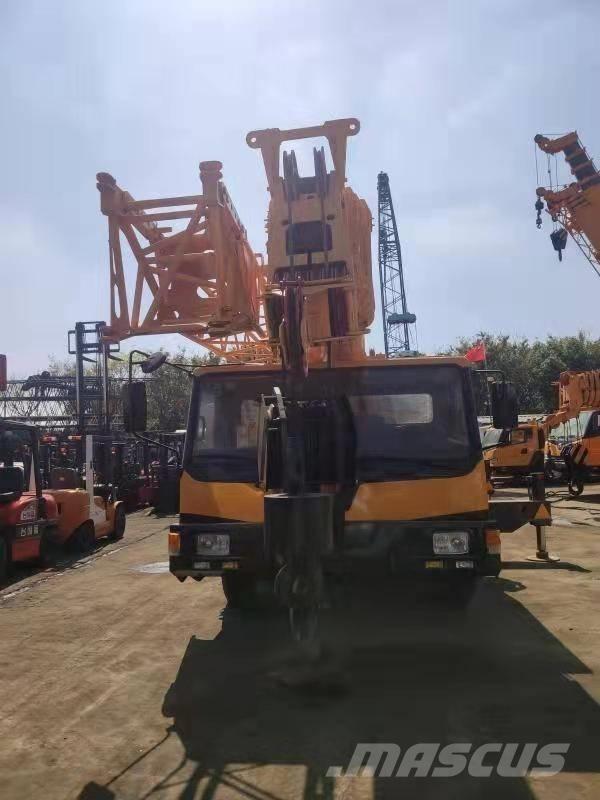 XCMG QY50K Mobiilinosturit