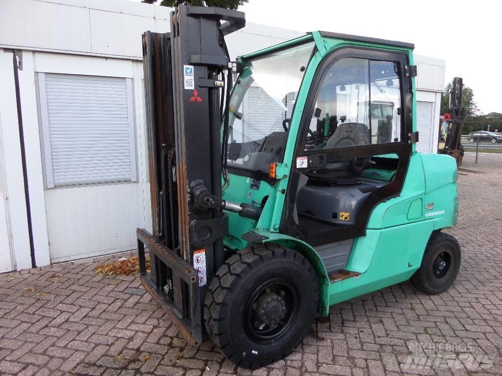 Mitsubishi FD45NT Dieseltrukit