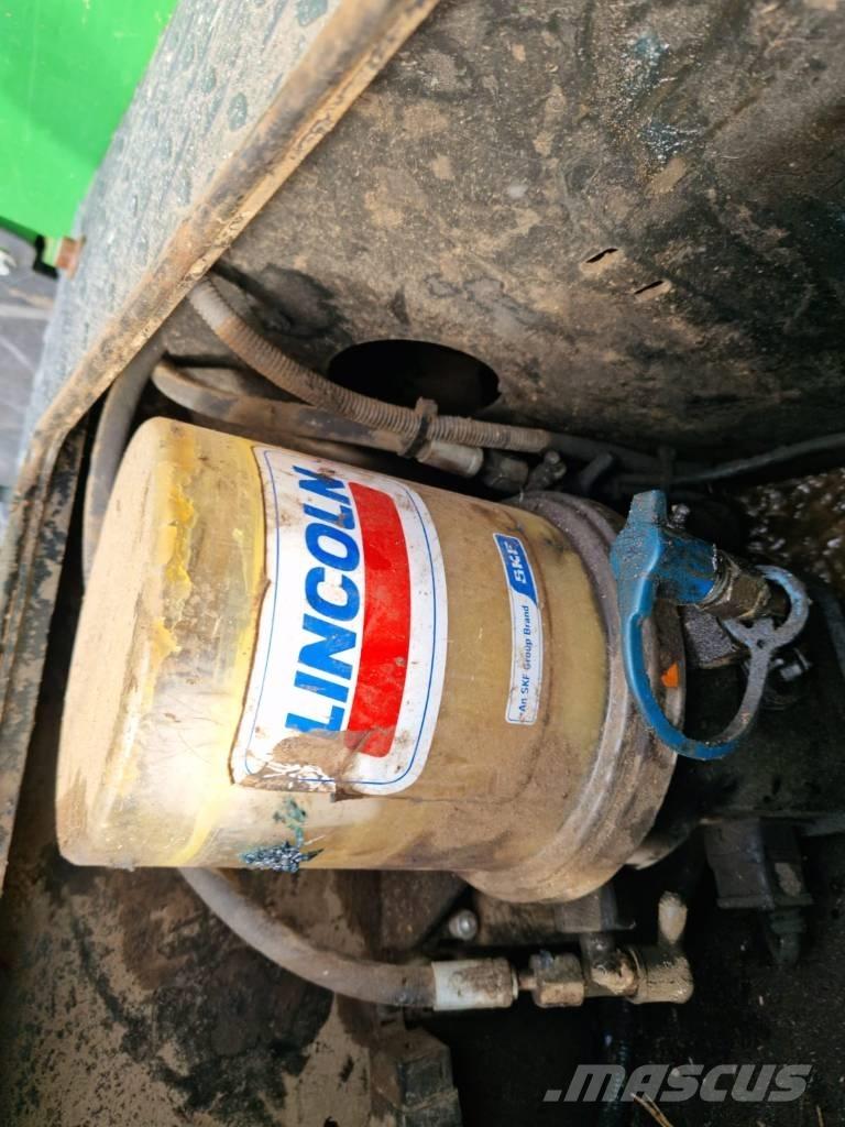 John Deere 1070 E Harvesterit