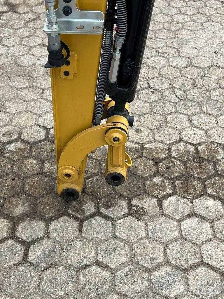 CAT 301.8 Minikaivukoneet < 7t