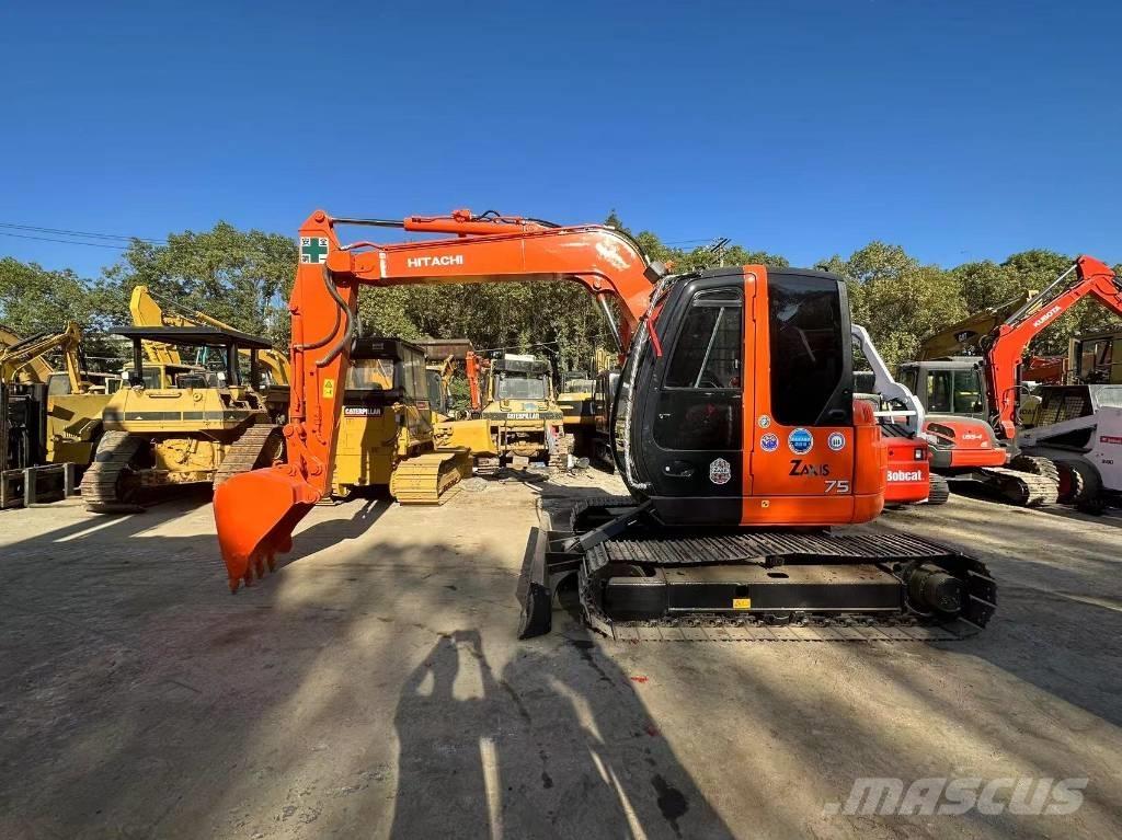 Hitachi ZX 75 Telakaivukoneet