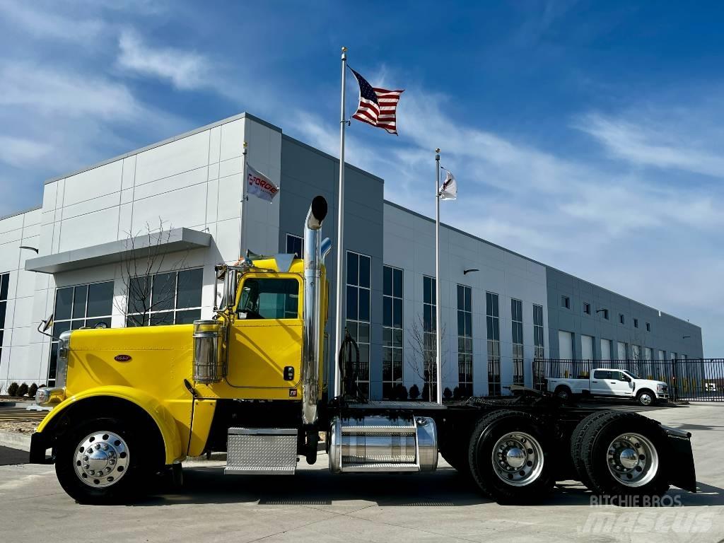 Peterbilt 389 Vetopöytäautot