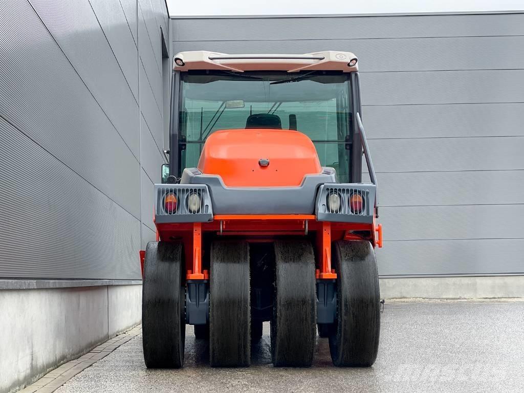 Hamm GRW 280-10 Kumipyöräjyrät