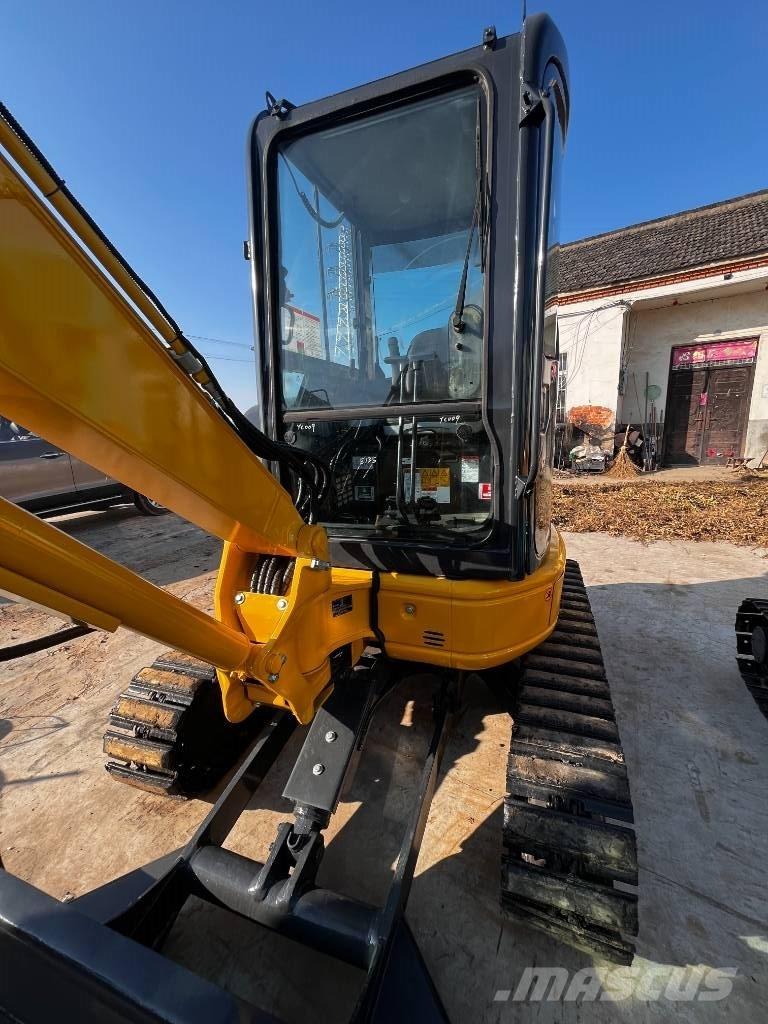 Komatsu PC 35 MR Minikaivukoneet < 7t