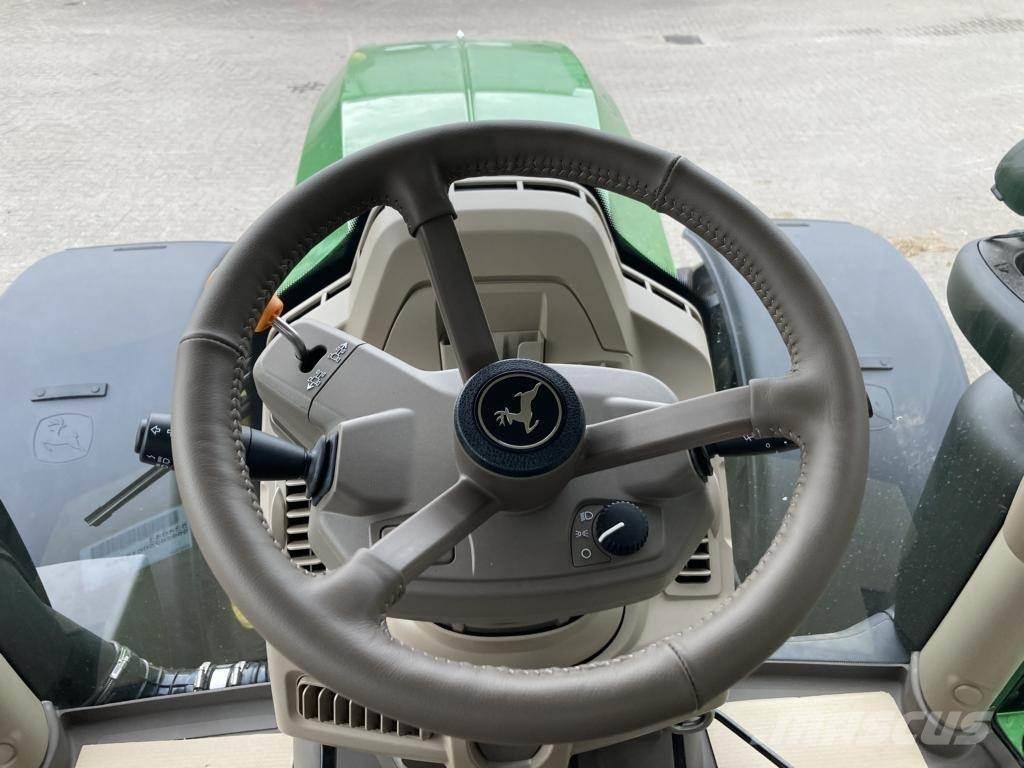 John Deere 6R250 Traktorit