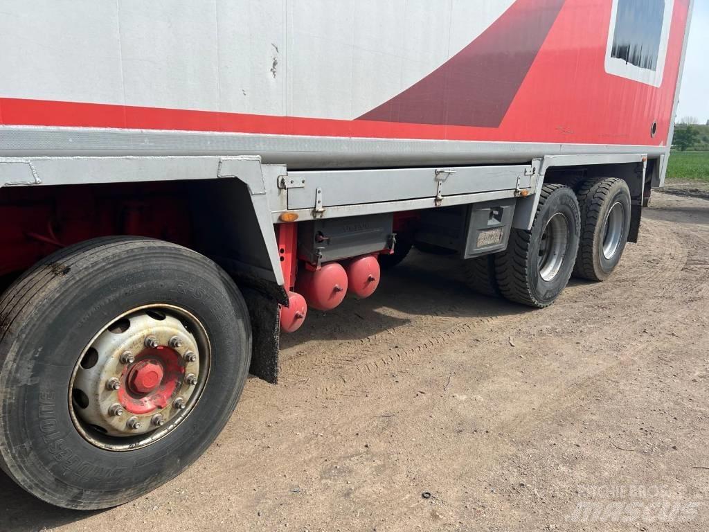 Volvo FM Sora- ja kippiautot