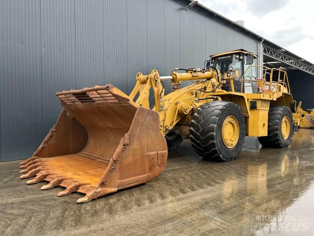 CAT 988H Pyöräkuormaajat