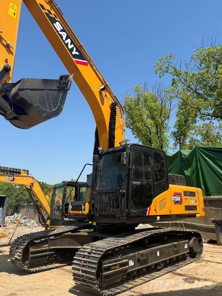 Sany SY 235 Midikaivukoneet 7t - 12t