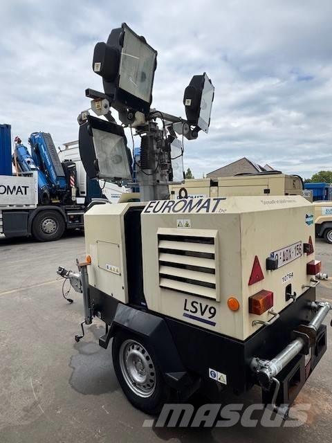 Doosan LSV 9 Valopylväät