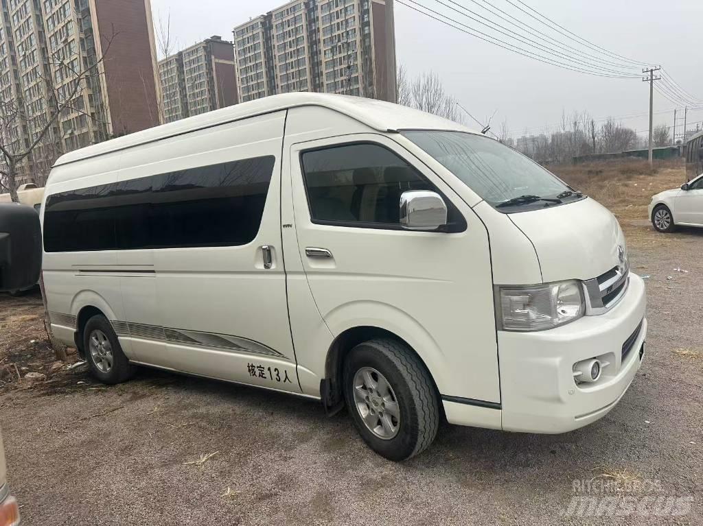 Toyota Coaster Linjaliikennebussit
