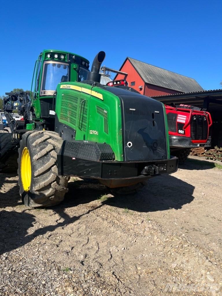 John Deere 1270 G Harvesterit