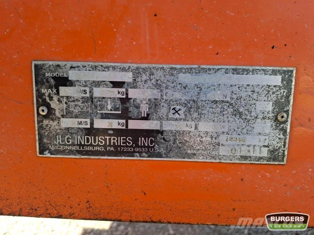 JLG 660SJ Teleskooppipuominostimet