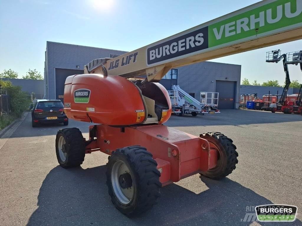 JLG 660SJ Teleskooppipuominostimet