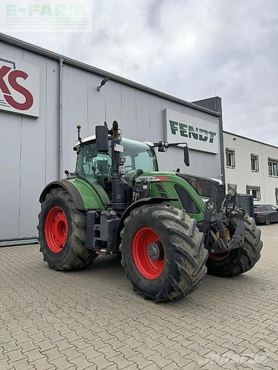 Fendt 724 s4 profi+ Traktorit