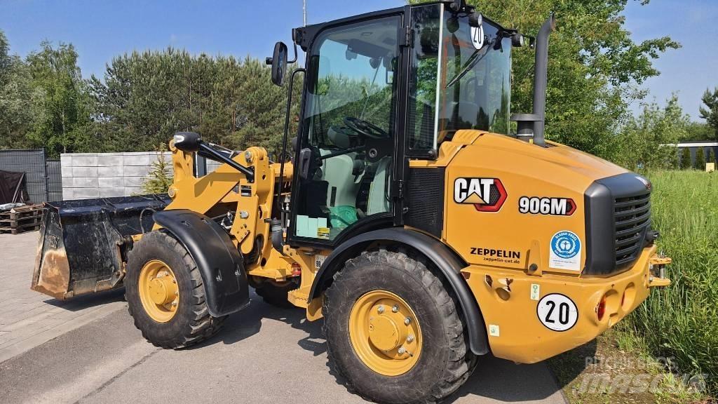 CAT 906M Pyöräkuormaajat
