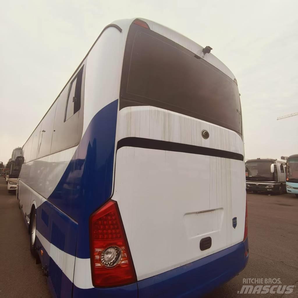 Yutong ZK6127H19 Turistibussit