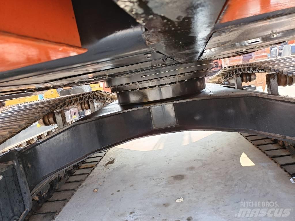 Doosan DX300-9 Telakaivukoneet