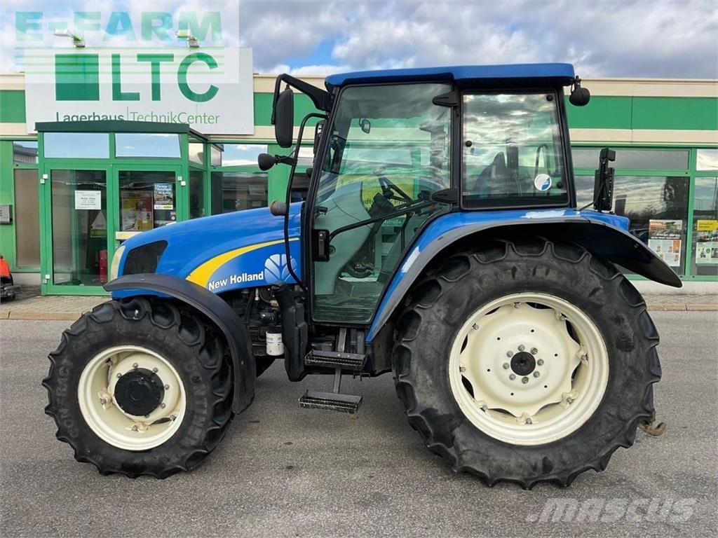 New Holland T 5030 Traktorit