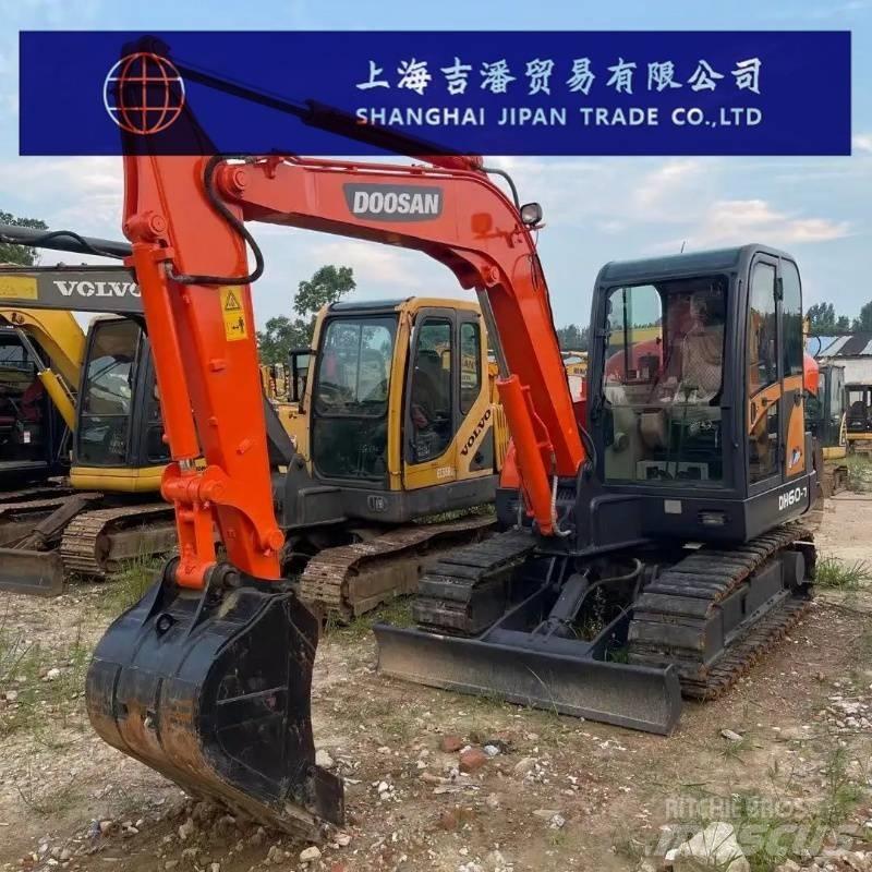 Doosan DH 60 Minikaivukoneet < 7t