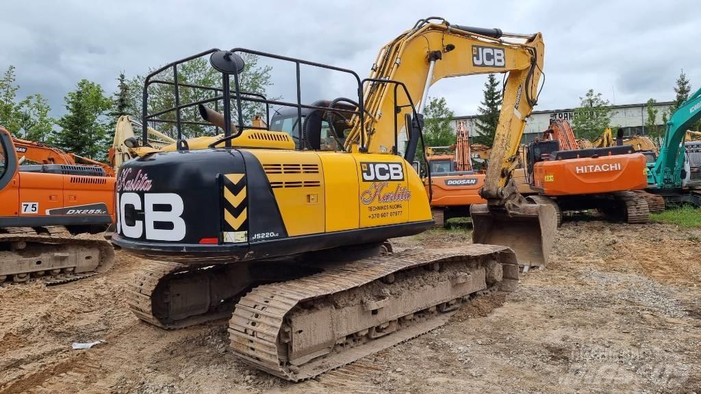 JCB JS 220 LC Telakaivukoneet
