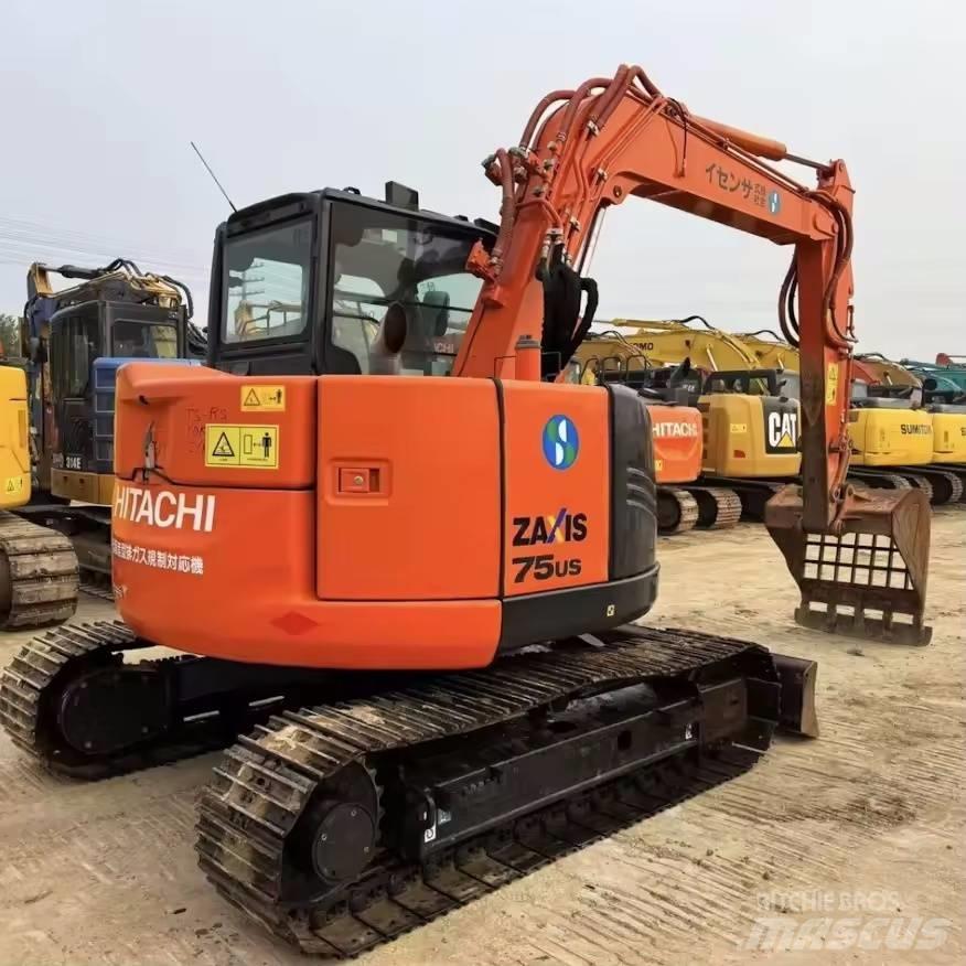 Hitachi ZX 75 US Midikaivukoneet 7t - 12t