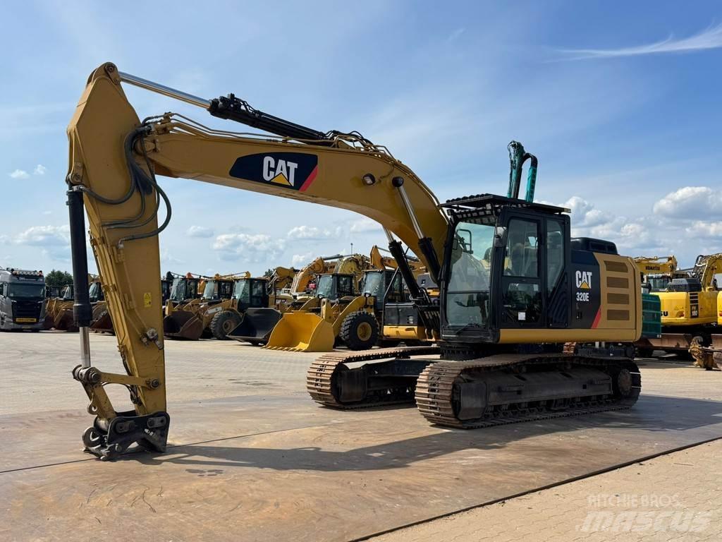 CAT 320E Telakaivukoneet