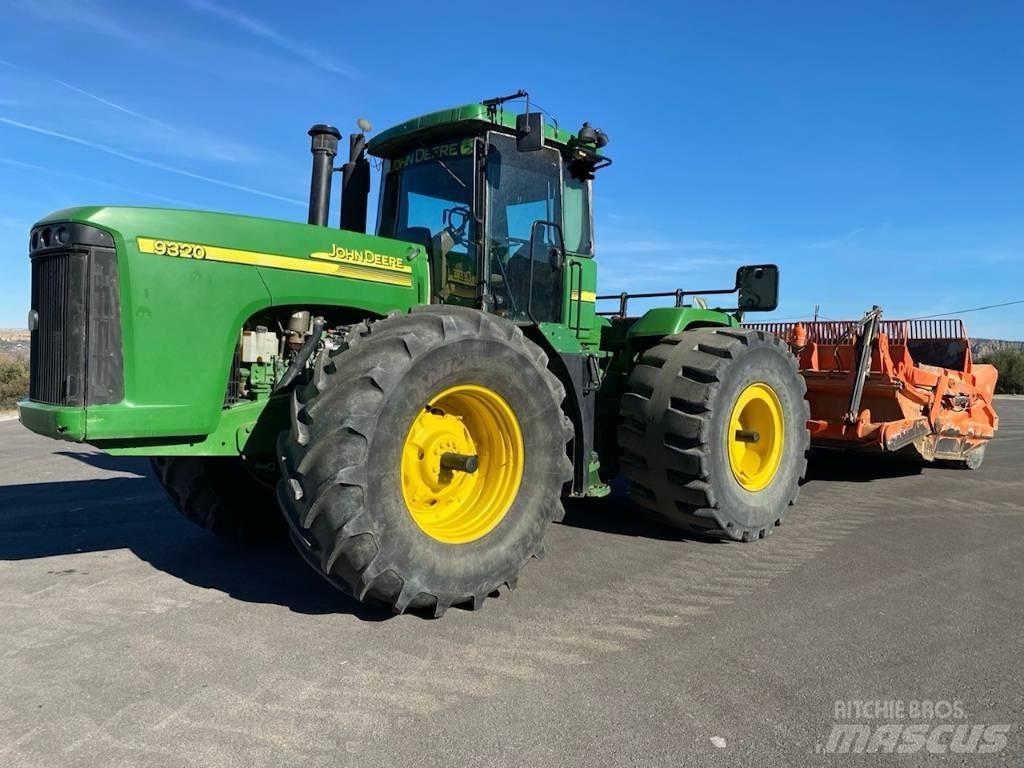 John Deere 9320 Traktorit