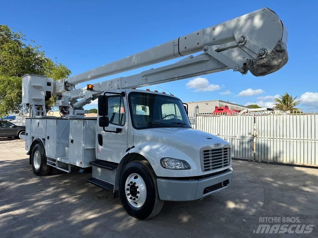 Freightliner M2 Nostolava-autot