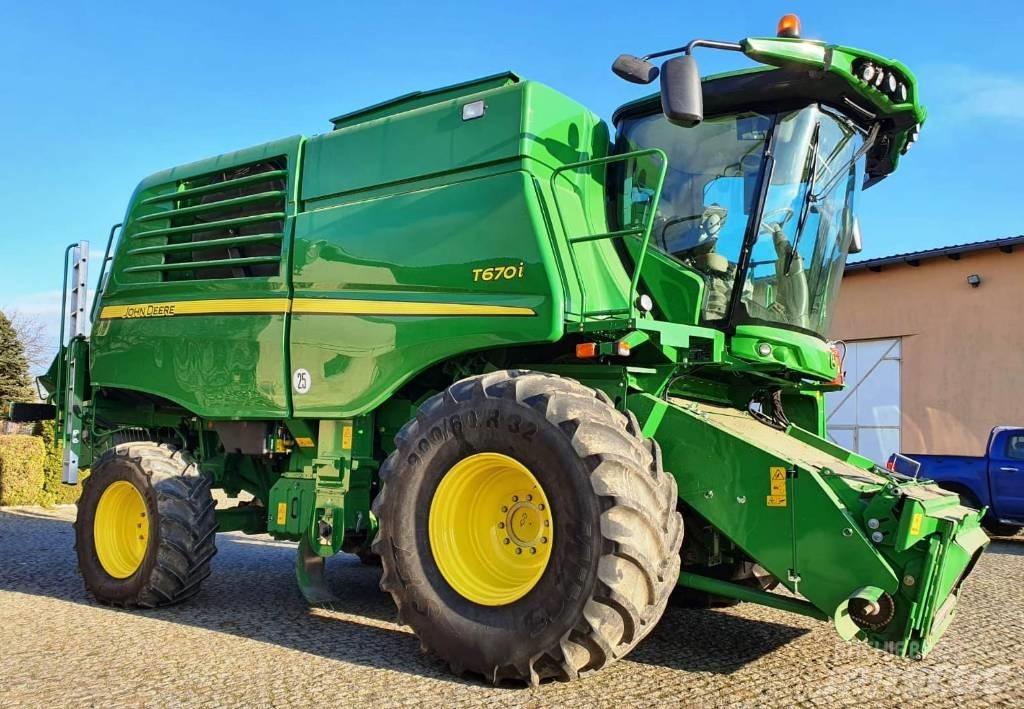 John Deere T670 Leikkuupuimurit