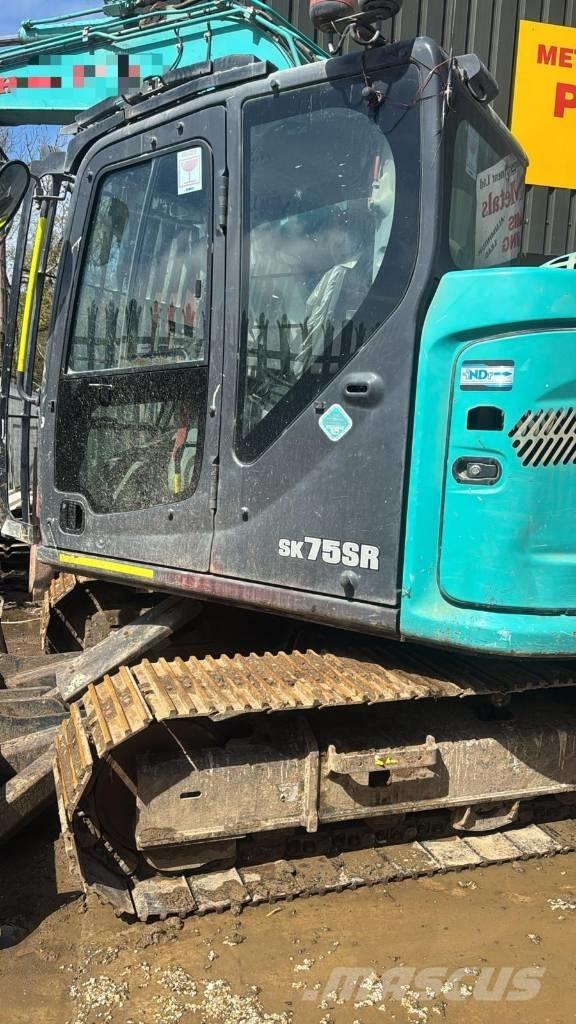 Kobelco SK 75 SR Midikaivukoneet 7t - 12t