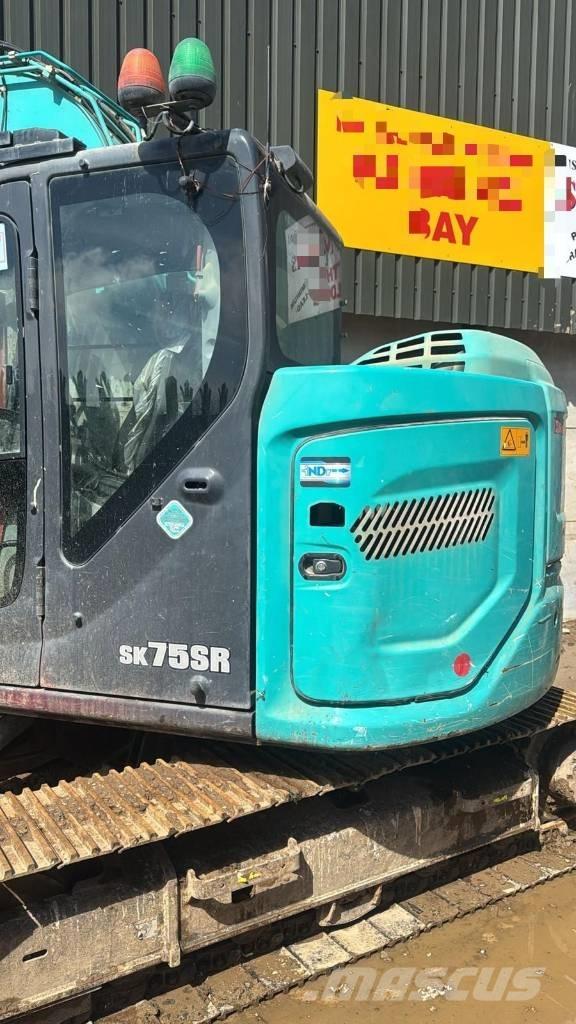 Kobelco SK 75 SR Midikaivukoneet 7t - 12t