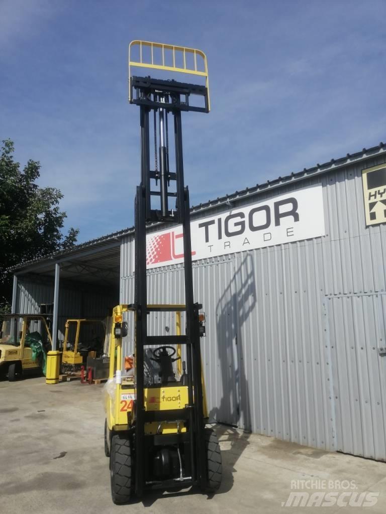 Hyster H2.5UT Nestekaasutrukit