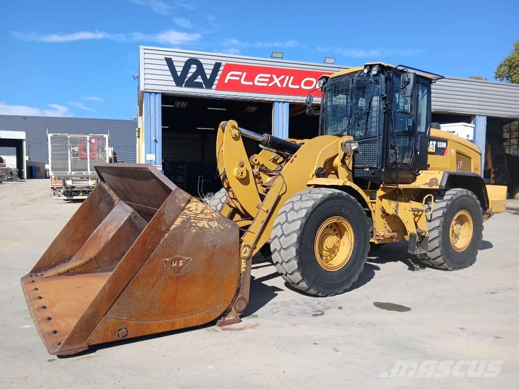 CAT 938 Pyöräkuormaajat