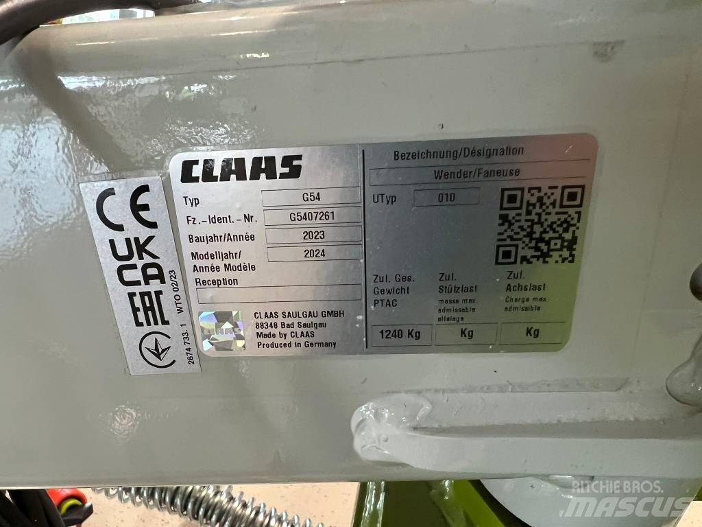 CLAAS Volto 900 Pöyhimet ja haravat