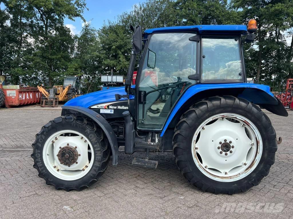 New Holland TL 90 Traktorit