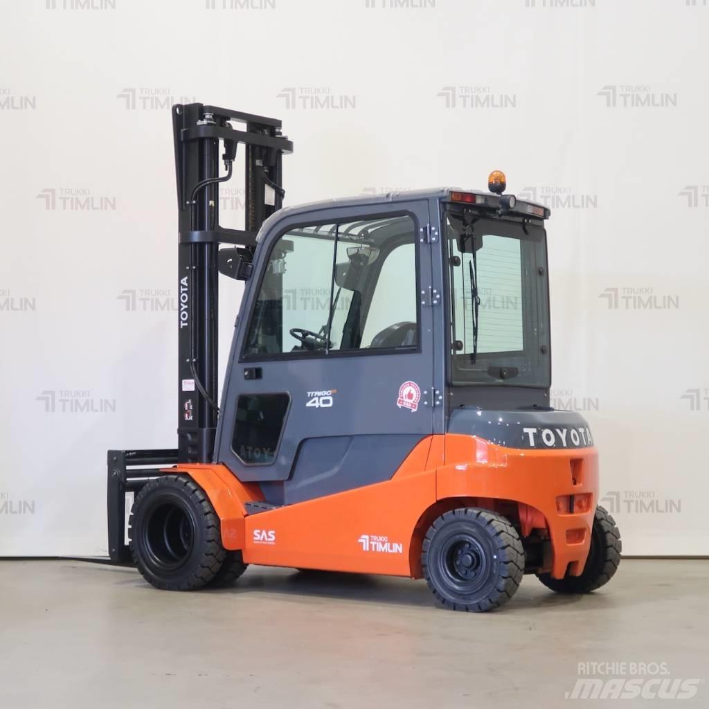 Toyota 8FBMT40 Sähkötrukit