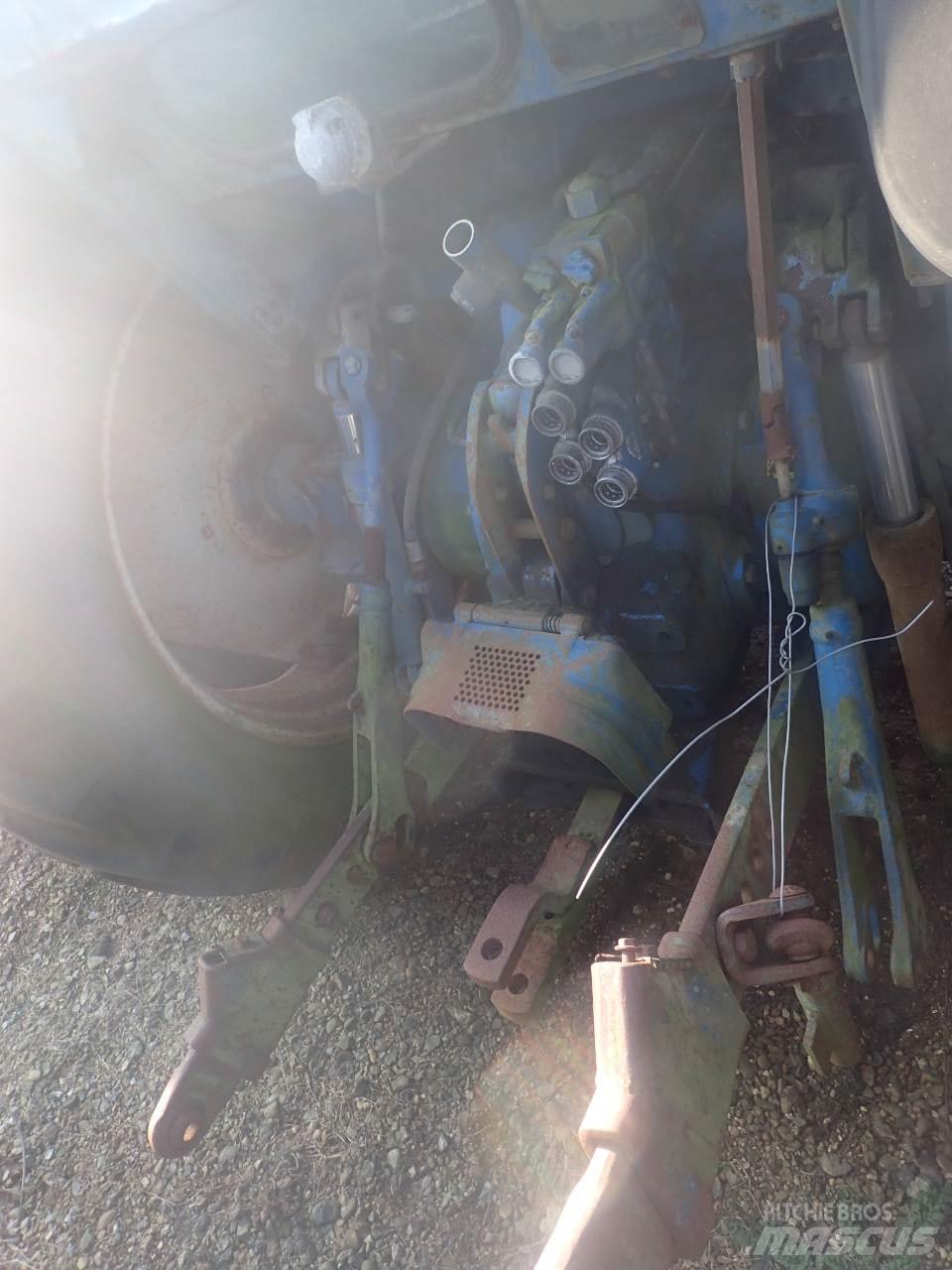 Ford 7810 Traktorit
