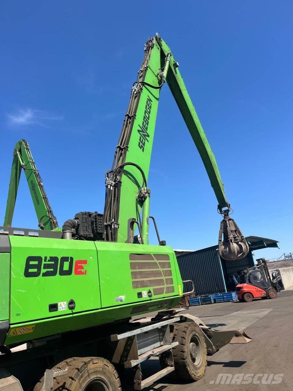 Sennebogen 830E Pyöräkaivukoneet