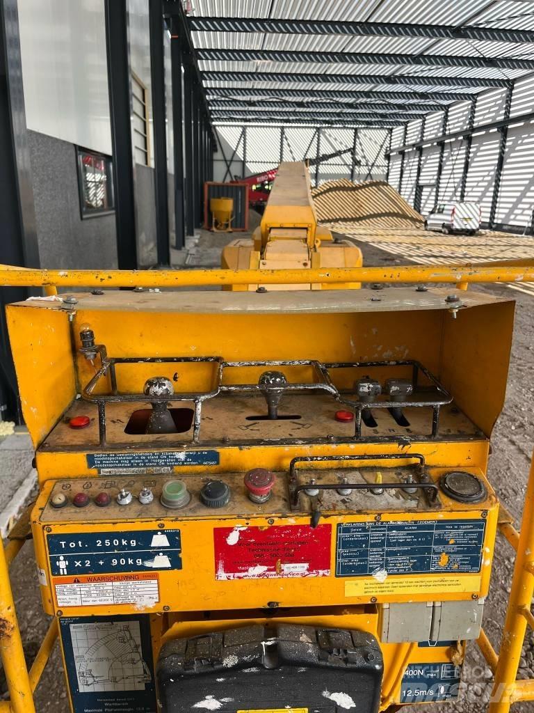 Hitachi HX140B Teleskooppipuominostimet