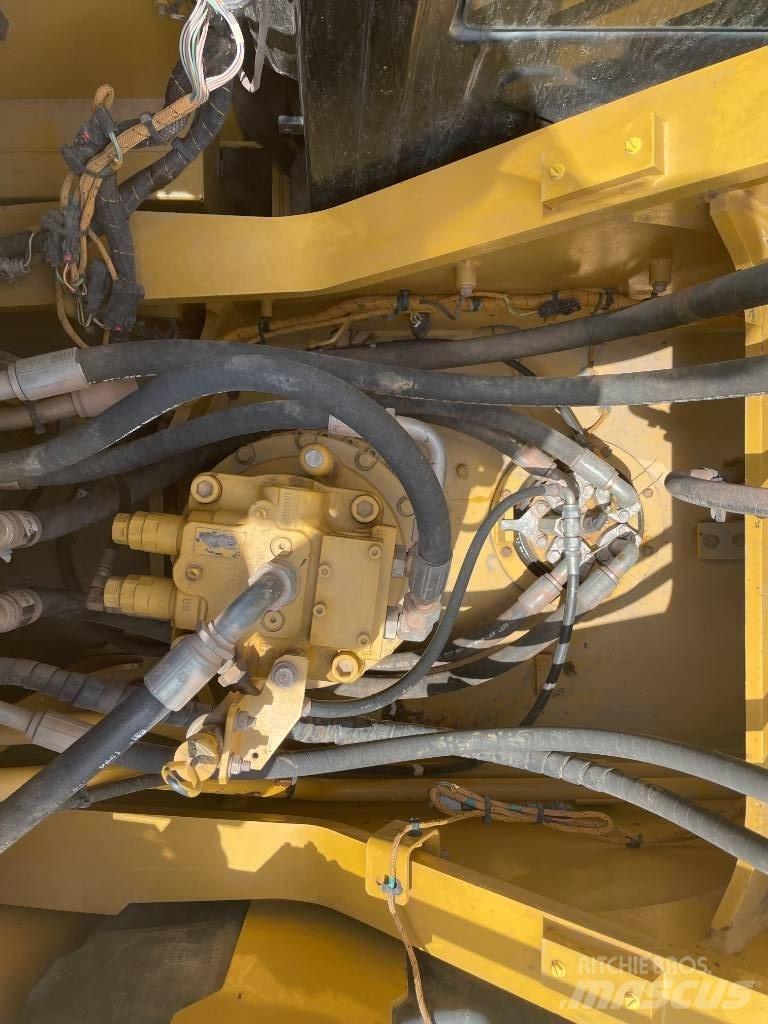 CAT CAT330GC Midikaivukoneet 7t - 12t