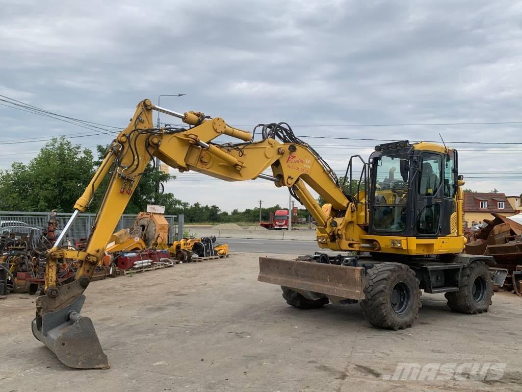 Komatsu PW118MR-11W Pyöräkaivukoneet