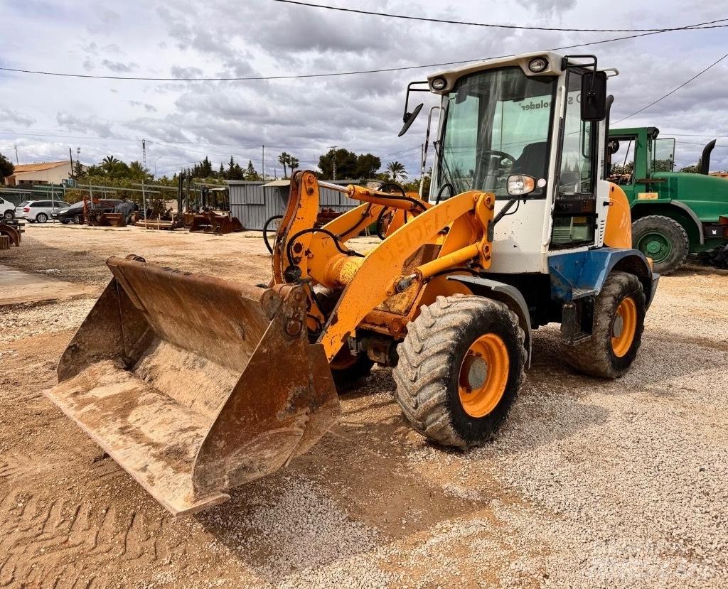 Liebherr L 507 Pyöräkuormaajat