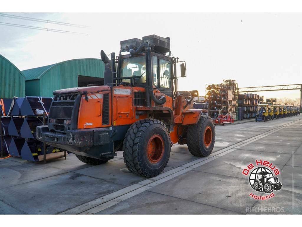 Doosan DL250 Pyöräkuormaajat